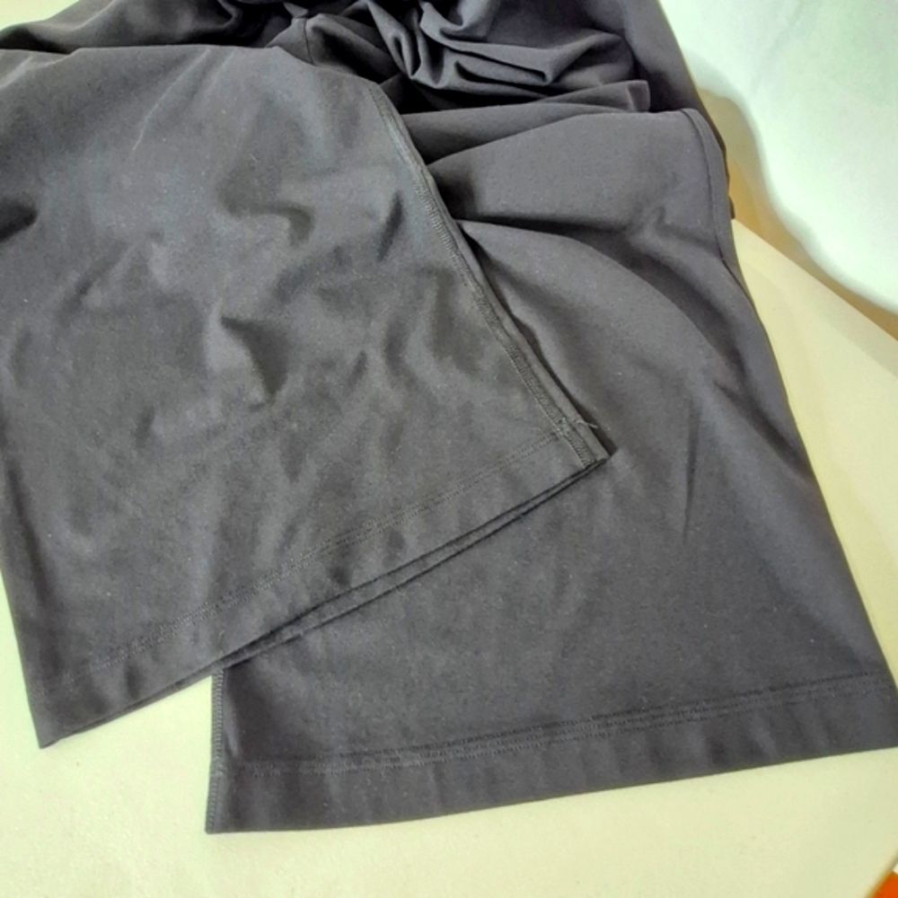 Lululemon High-Rise Pleated Wide Leg Cropped Pants - Size 10 - Picture 8 of 11
